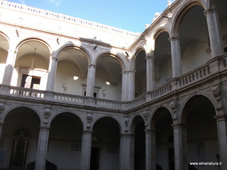 Palazzo Universita Catania